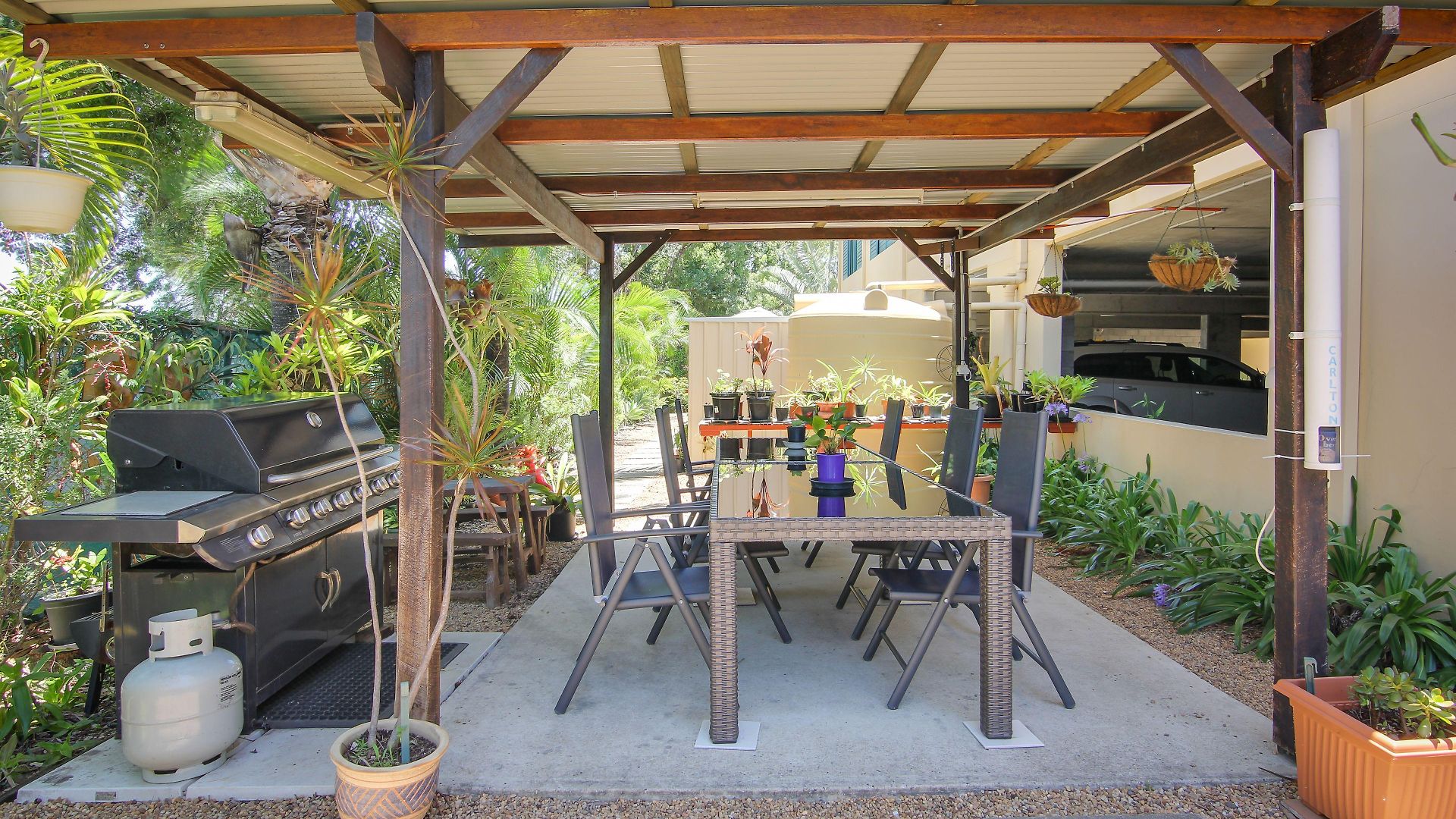 Albion Manor Motel 4*