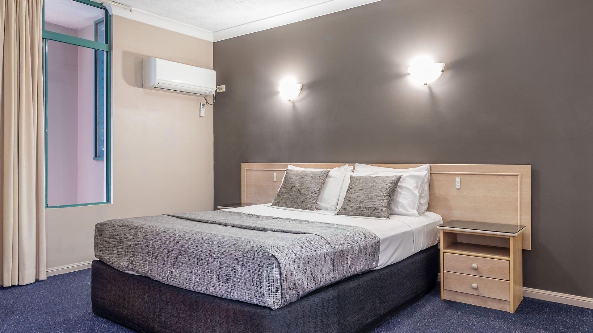 Albion Manor 4* Brisbane