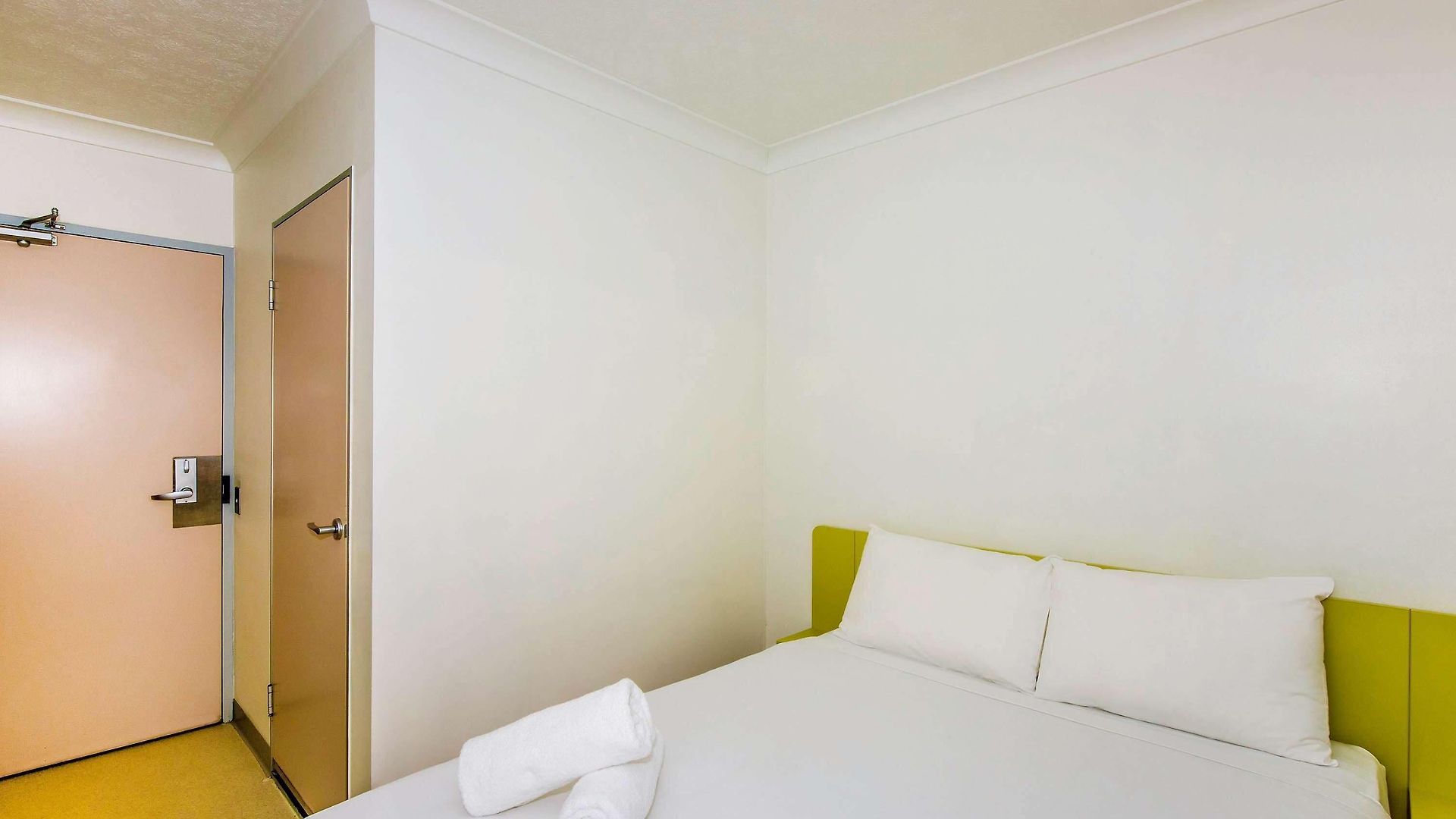 Ibis Budget Airport