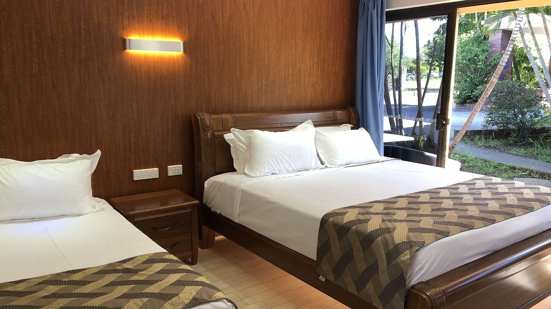 Oxley Motor 4*