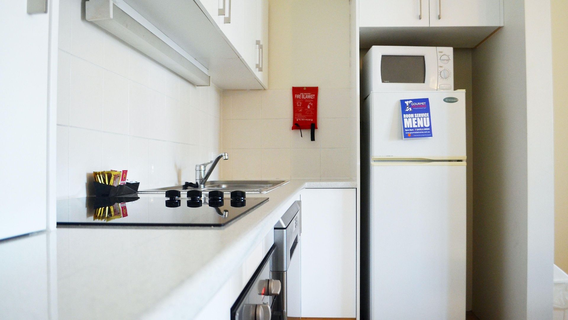 Aparthotel Spring Hill Mews 4*