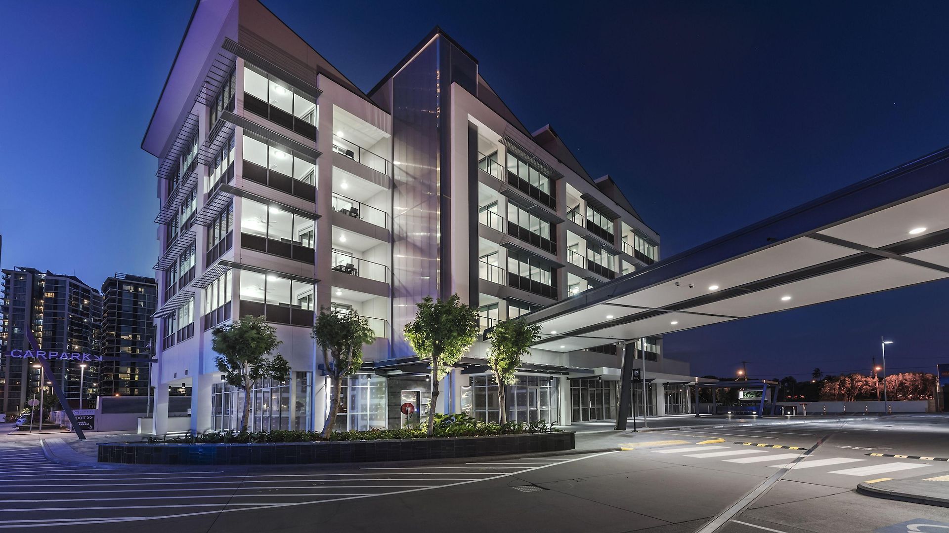 Link Portside Wharf Aparthotel 4*