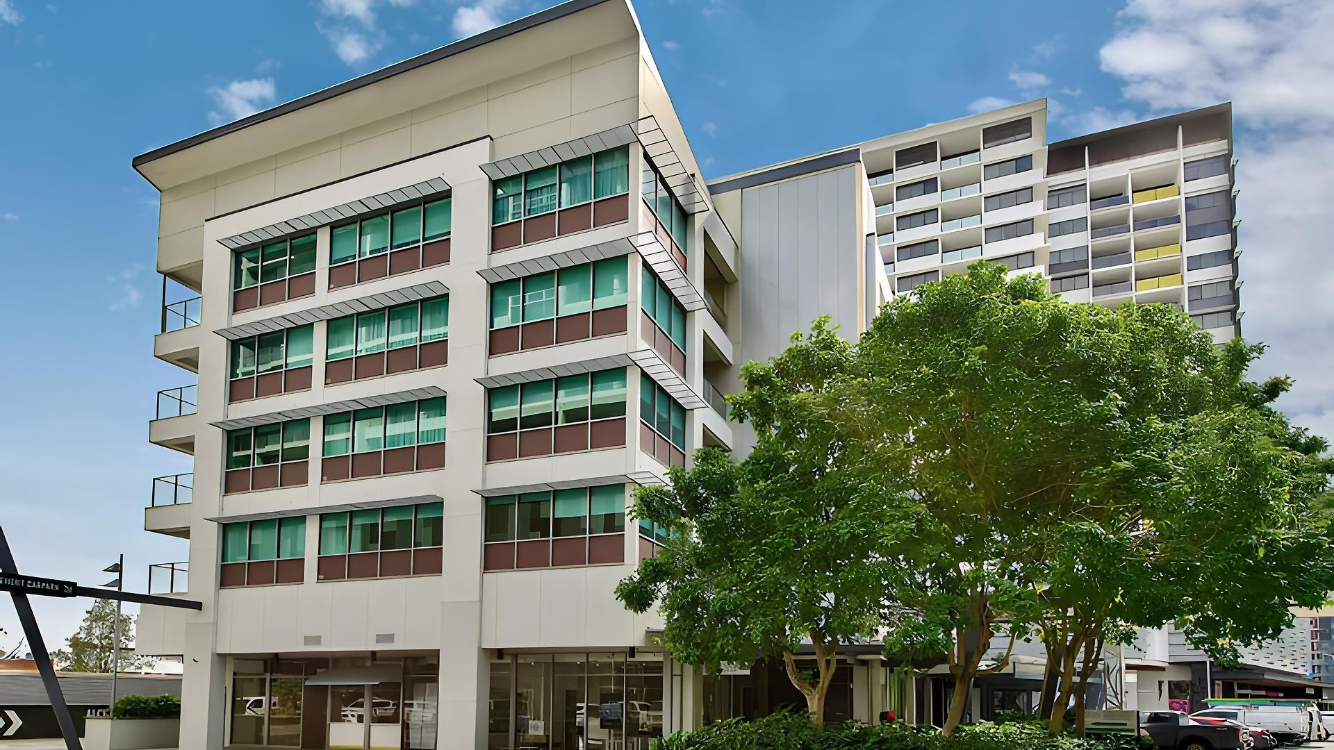 Link Portside Wharf Aparthotel