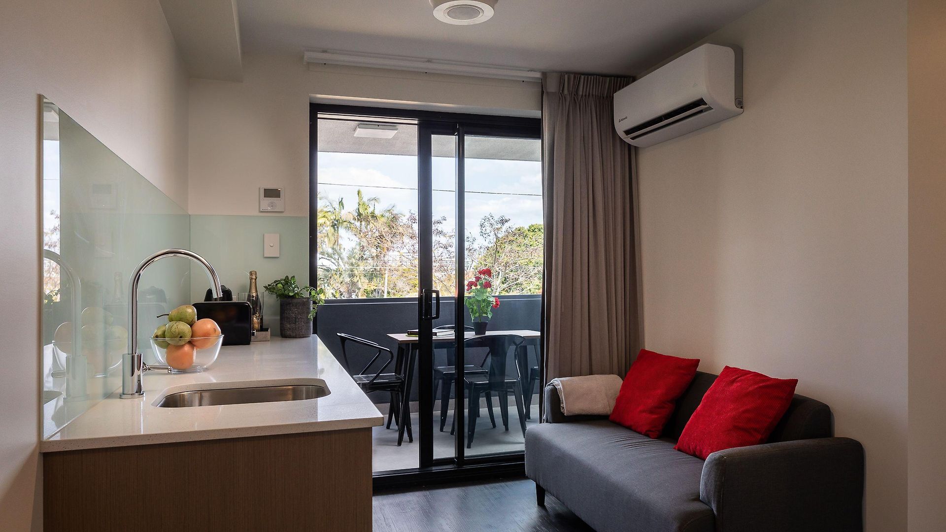 Ascot Budget & Residences Motel 4*