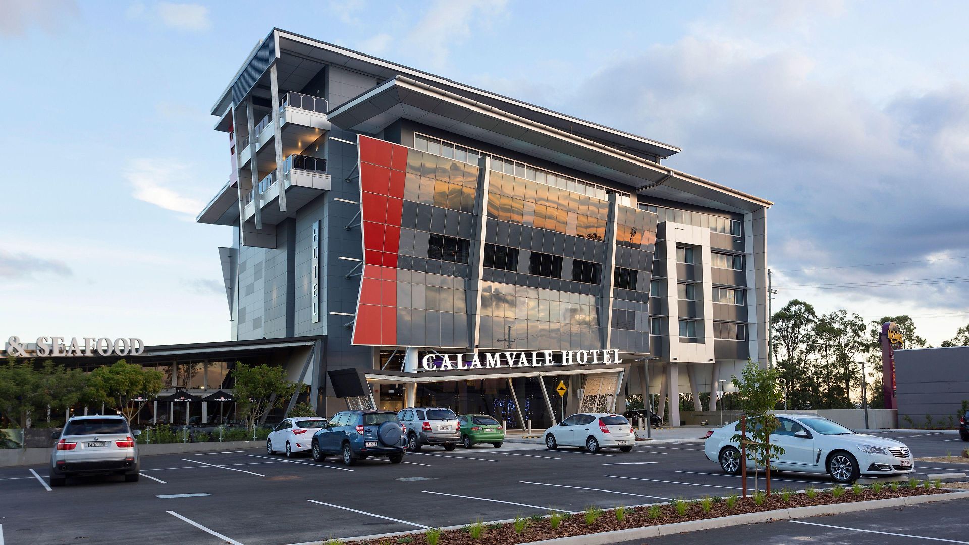 Hotel Calamvale And Conference Centre 5*