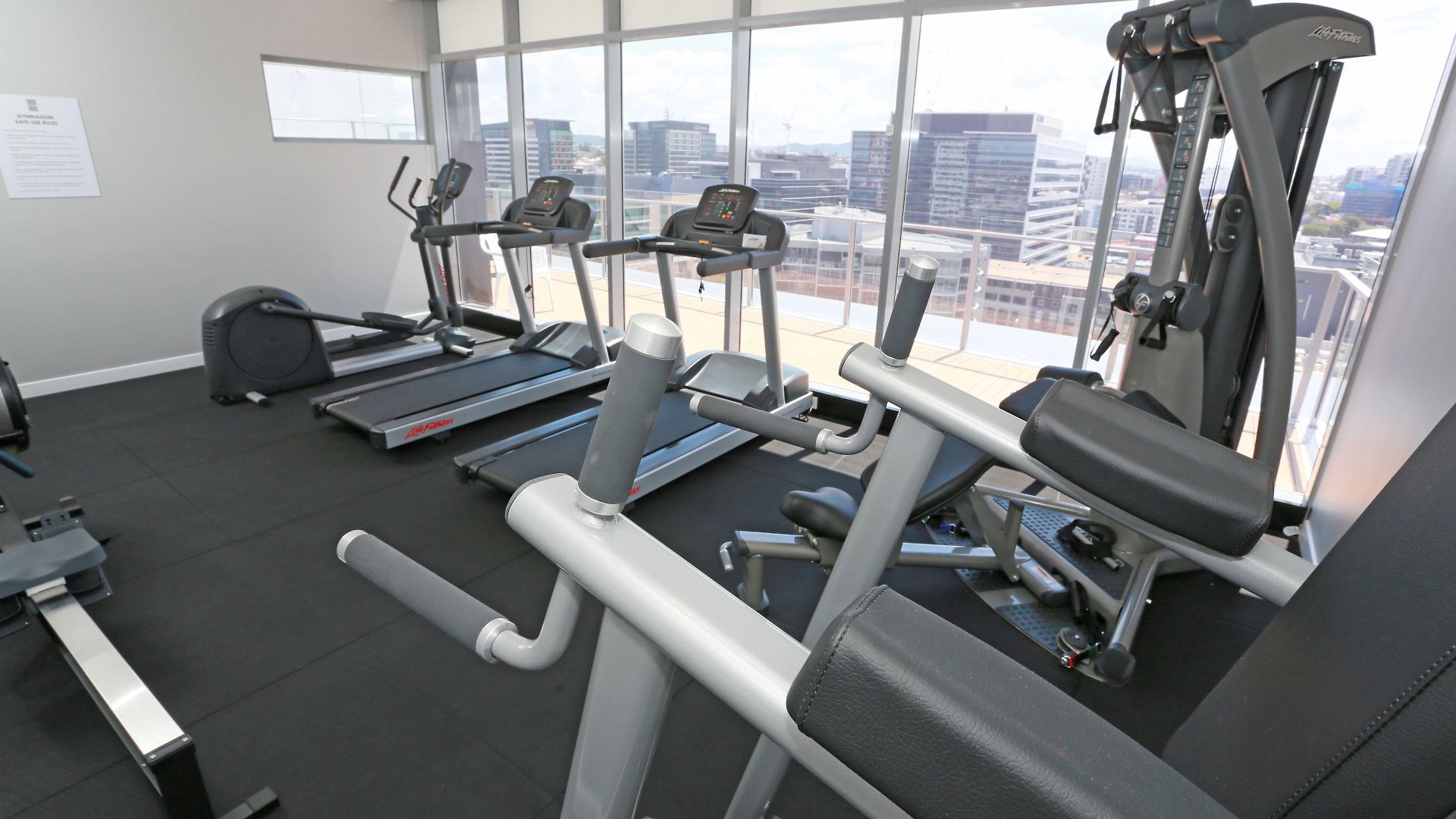 Hotel Alex Perry &