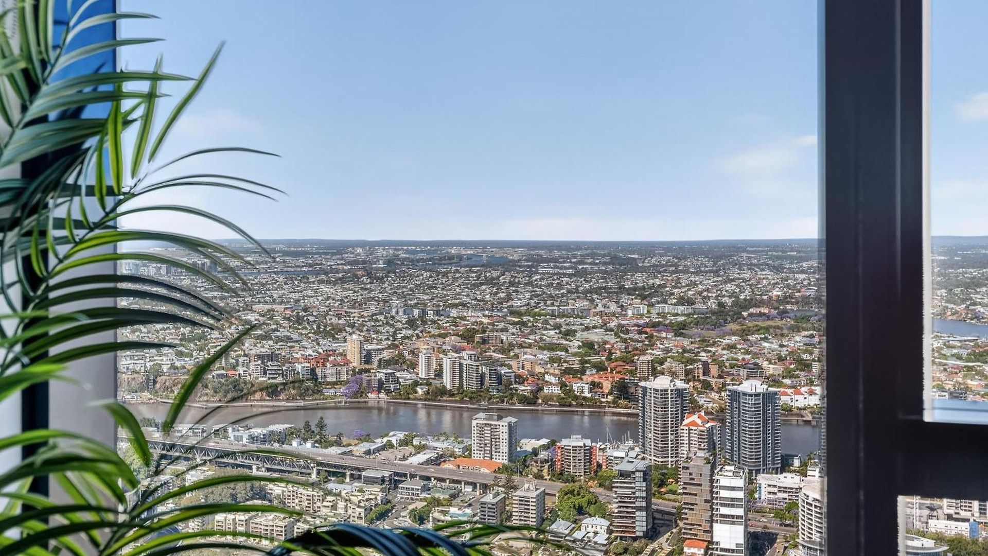 Oasis Retreat On Level 71 In Skytower Brisbane