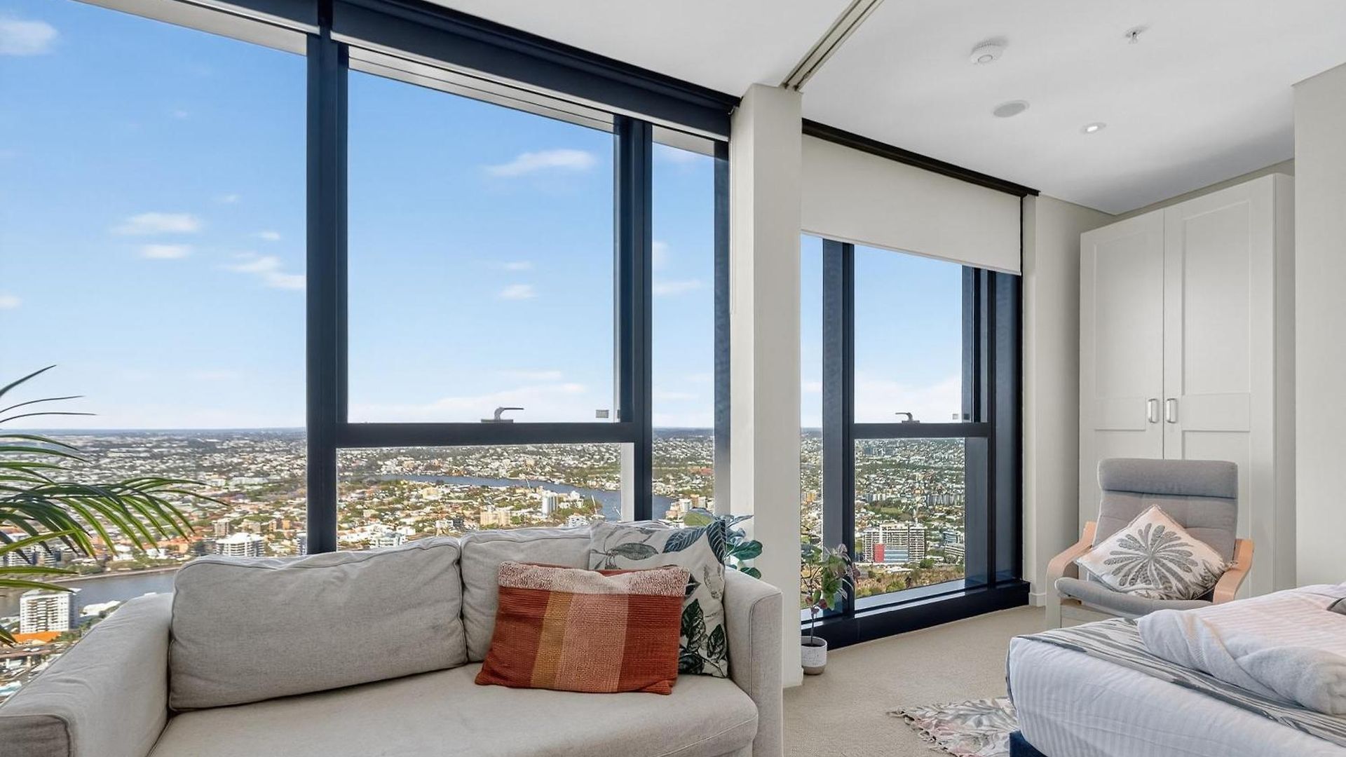 Apartment Oasis Retreat On Level 71 In Skytower Brisbane