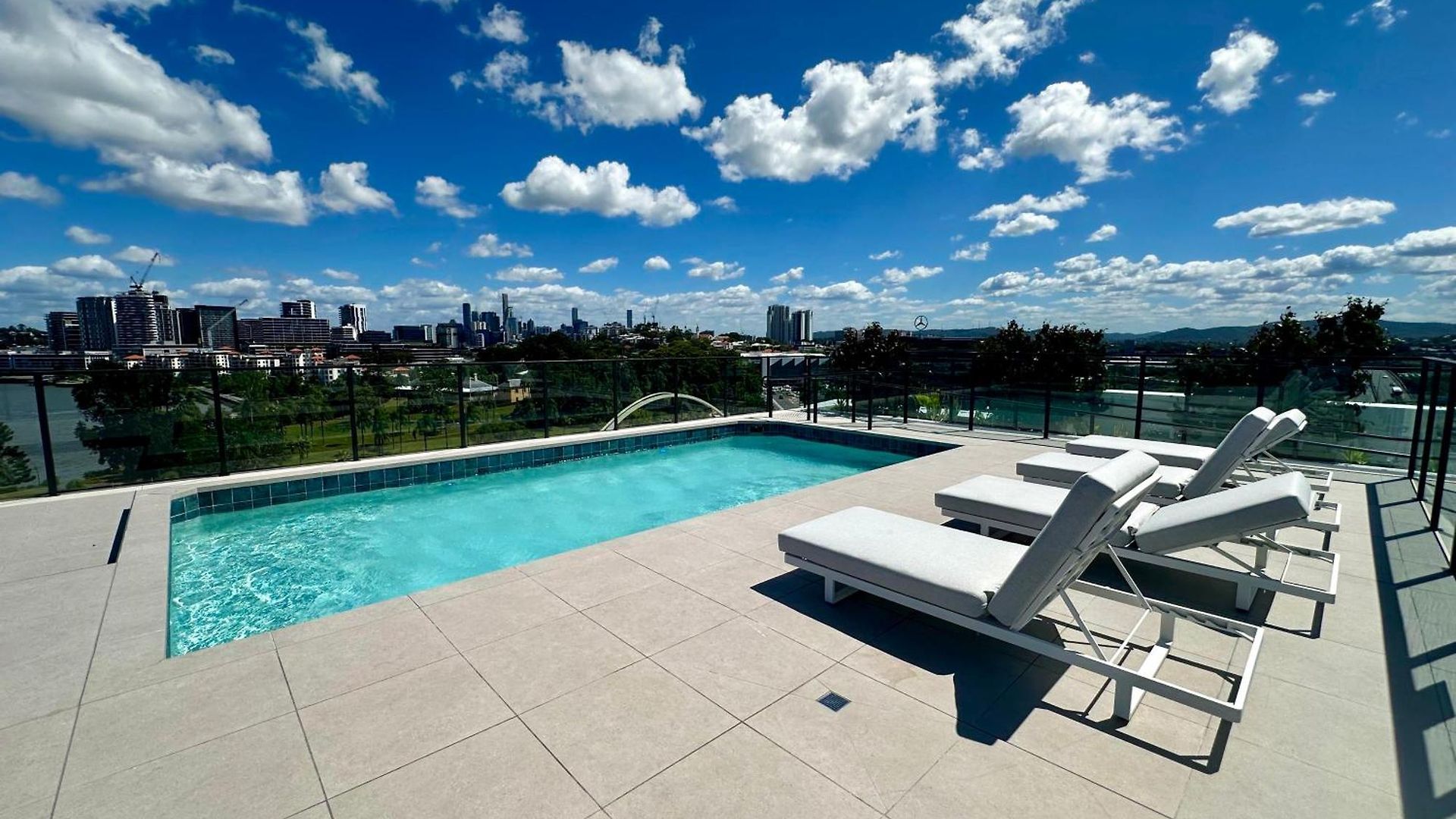 New With River View & Parking Apartment