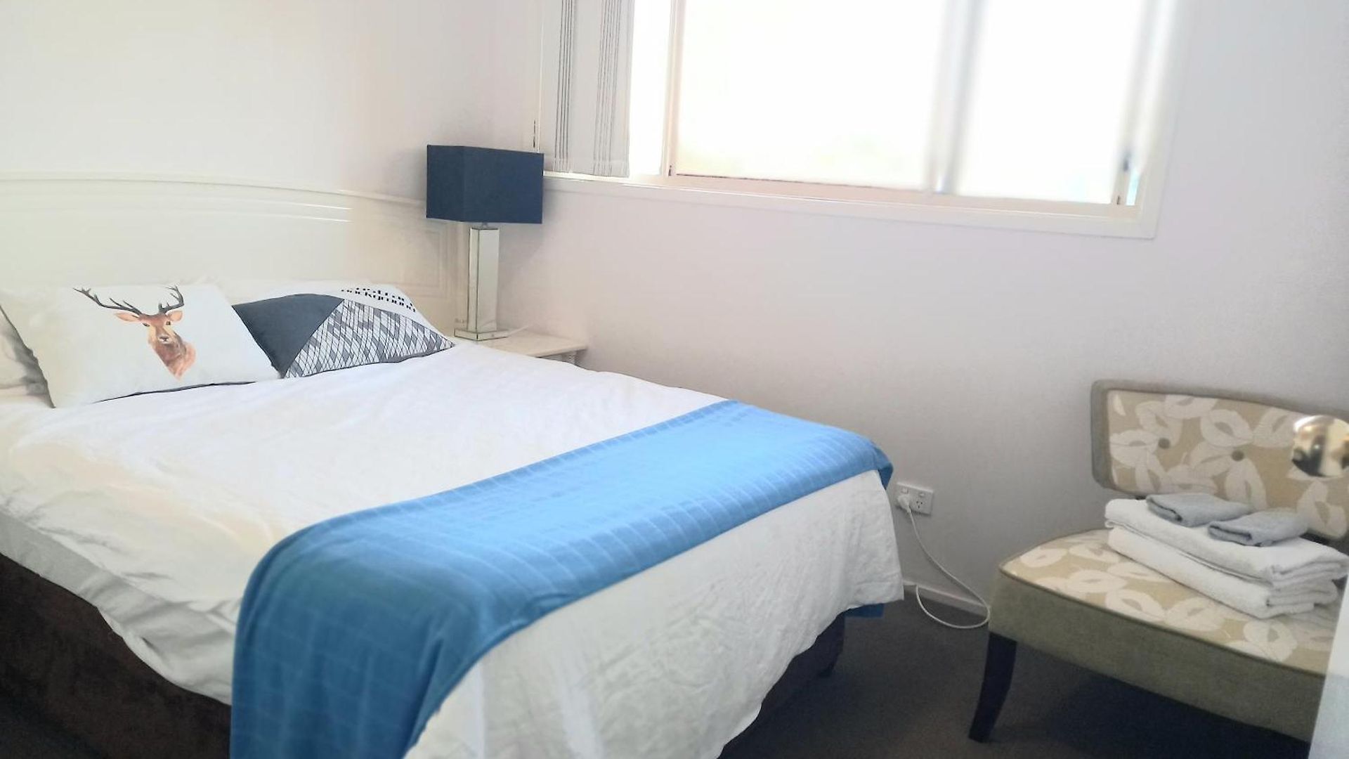 Air Conditioned Floral Youth Backpacker And House * Brisbane