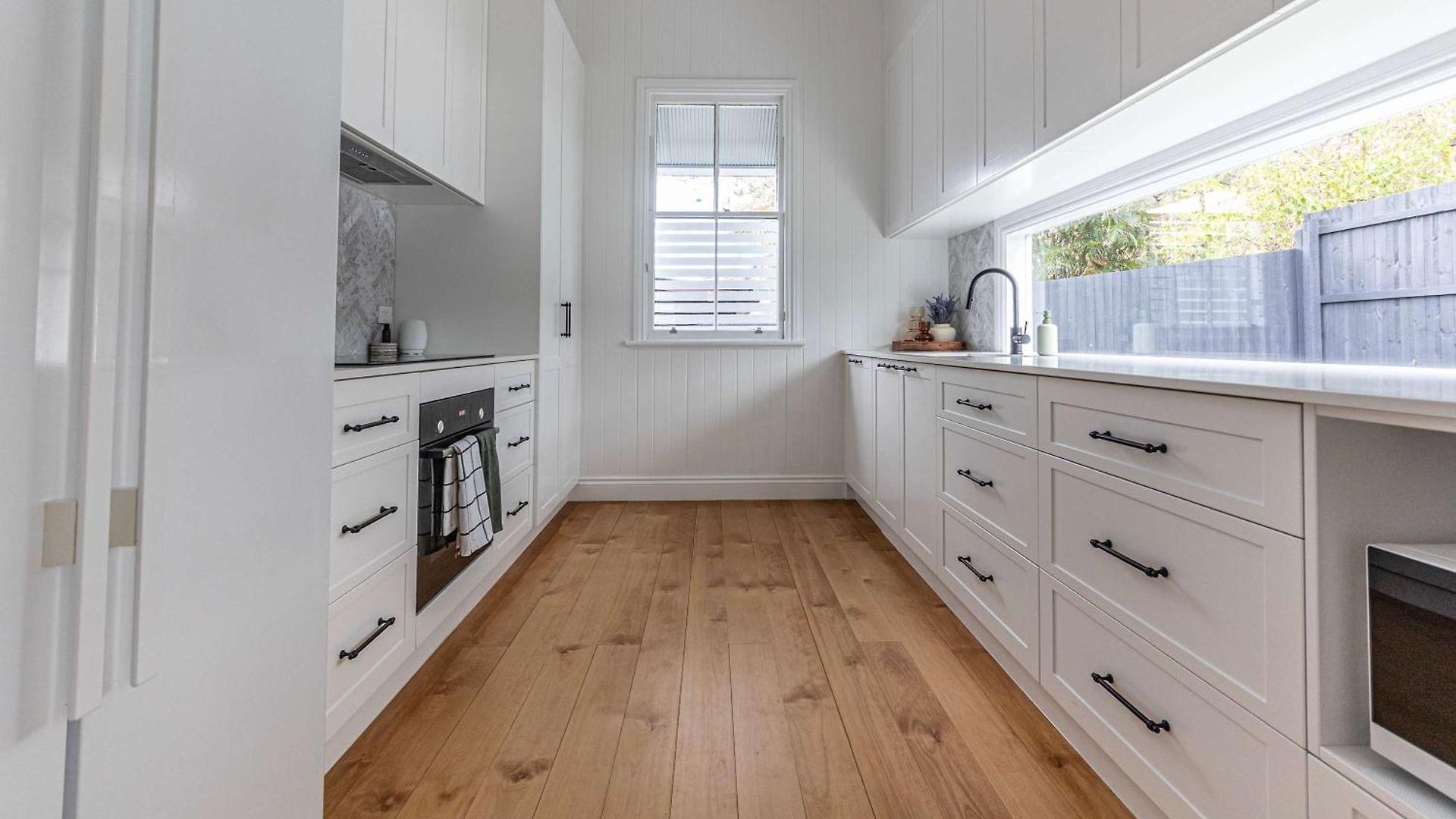 Heart Of Milton 4b2b Ac 2tvs Private Parking Walk To Suncorp Stadium Holiday home Brisbane
