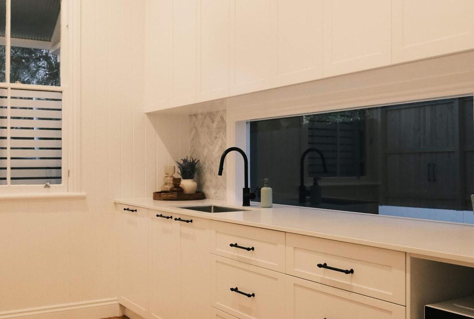 Heart Of Milton 4b2b Ac 2tvs Private Parking Walk To Suncorp Stadium Holiday home *
