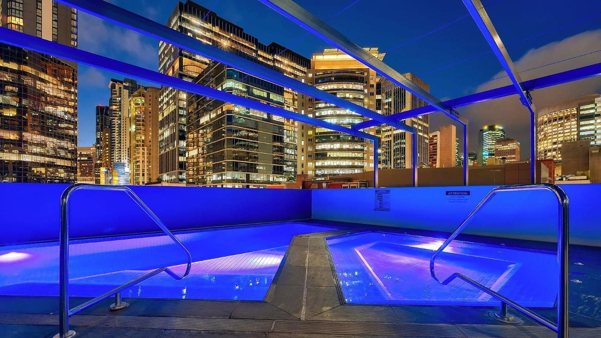 Glasshouse On Felix - Luxury With River Views, Pool And Parking | Winter Escape | Longer & Save | 1 June - 31 August Apartment