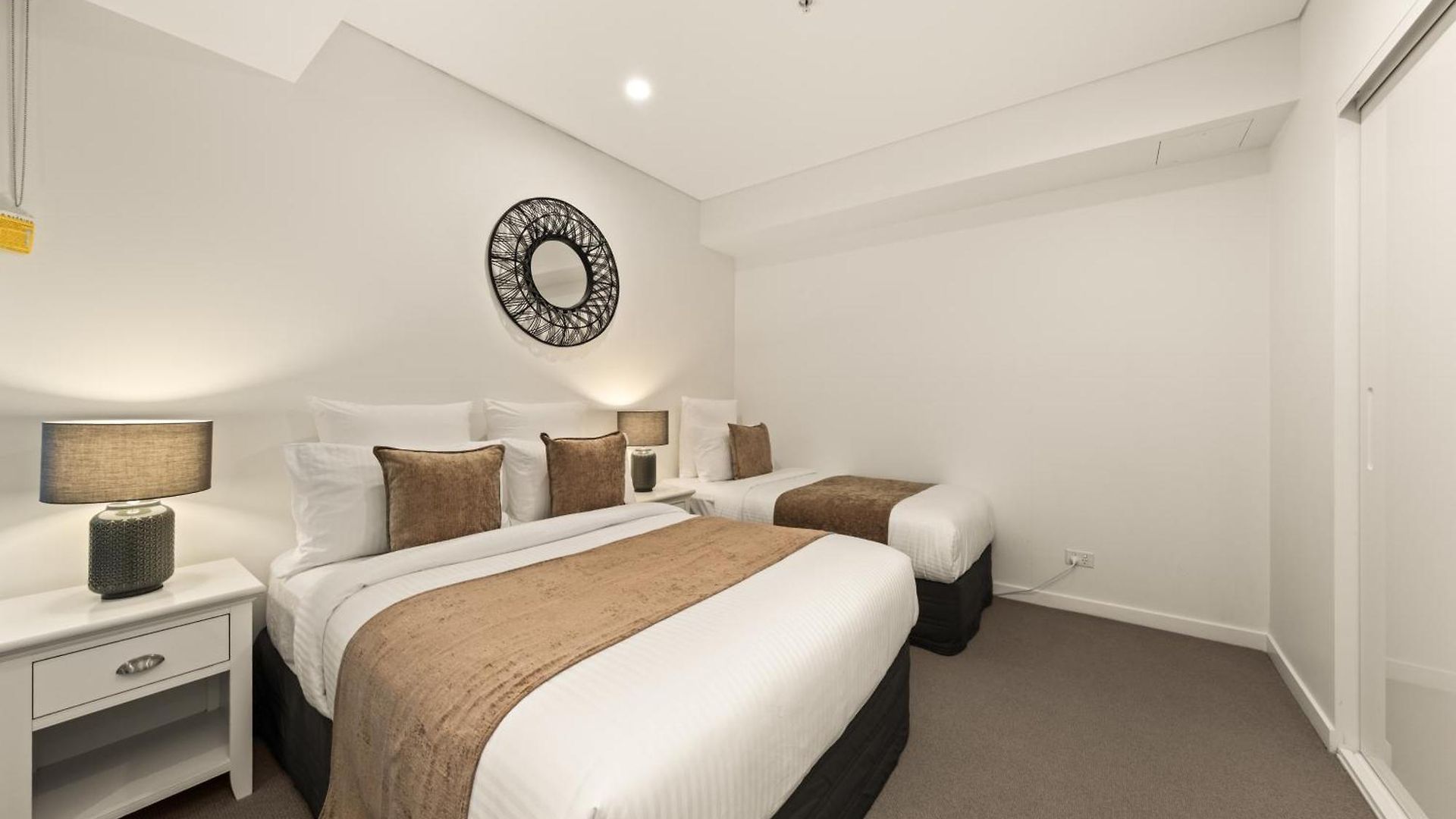 Luxe Living In The Sky * Brisbane