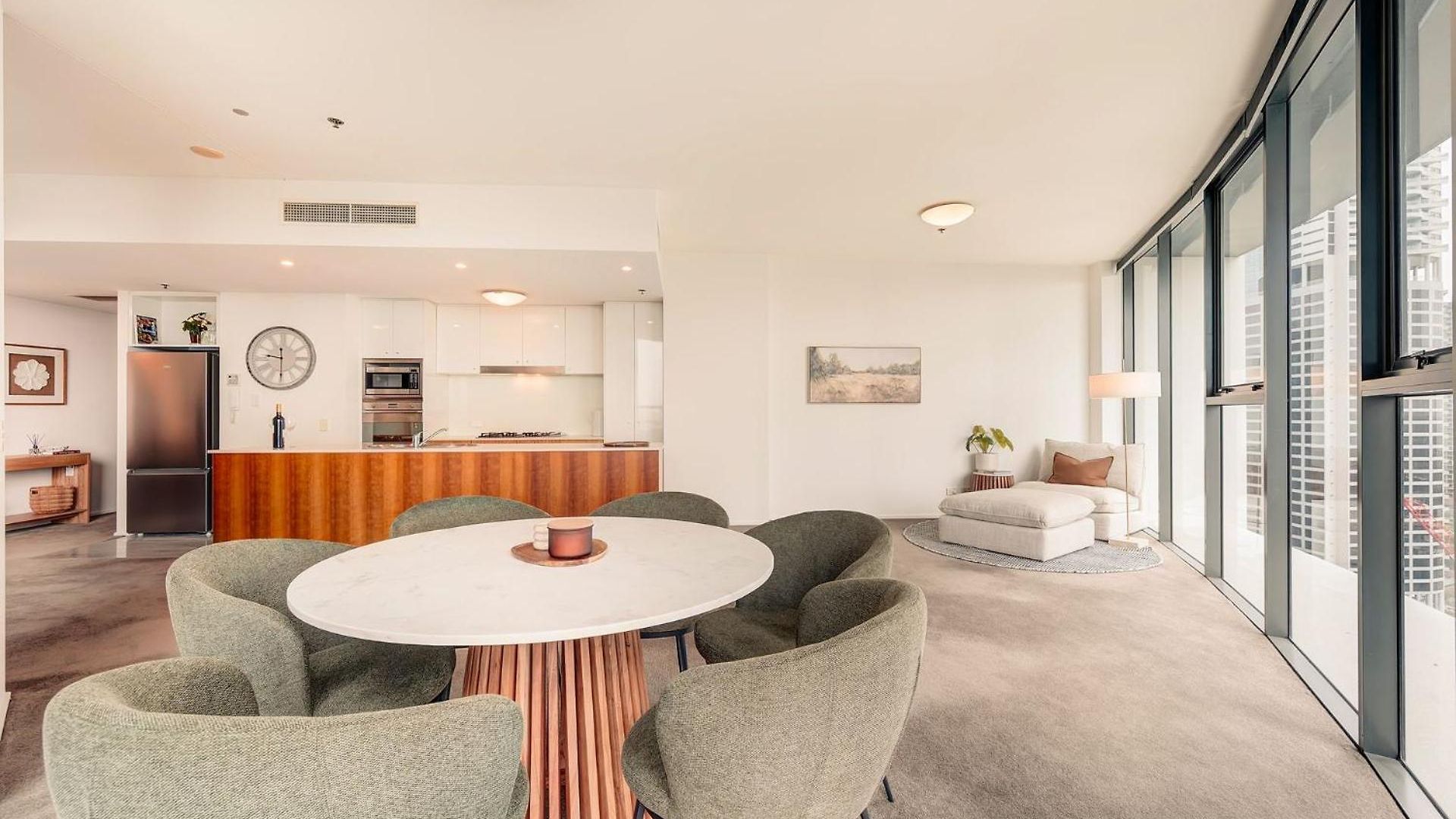 Glasshouse On Felix - Luxury With River Views, Pool And Parking | Winter Escape | Longer & Save | 1 June - 31 August Apartment
