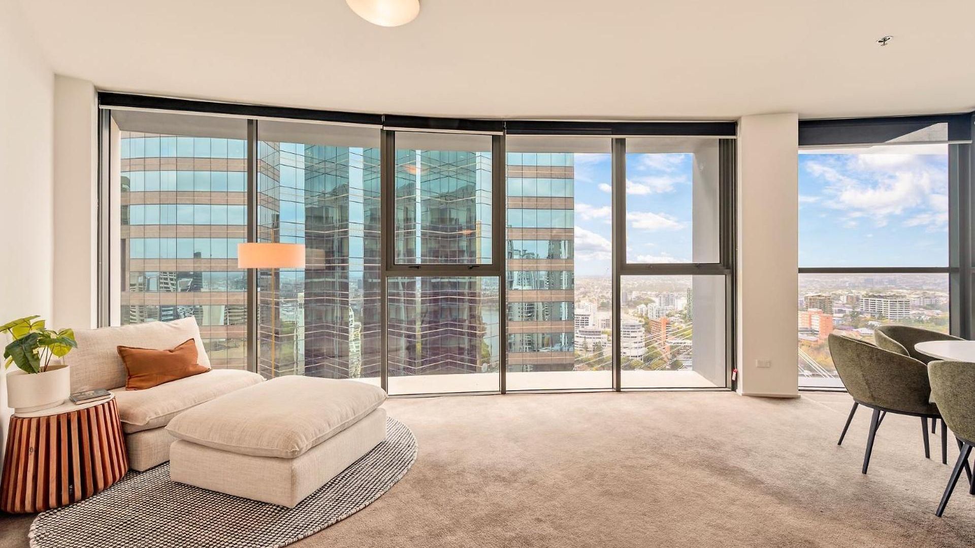 Apartment Glasshouse On Felix - Luxury With River Views, Pool And Parking | Winter Escape | Longer & Save | 1 June - 31 August *