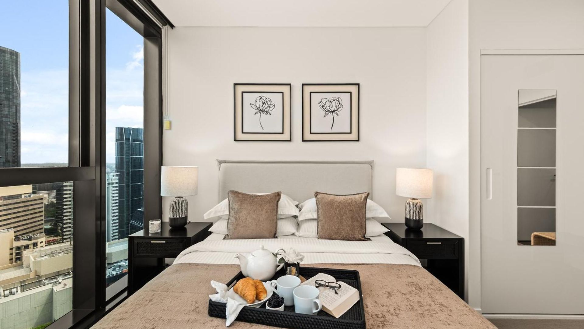 Luxe Living In The Sky Brisbane
