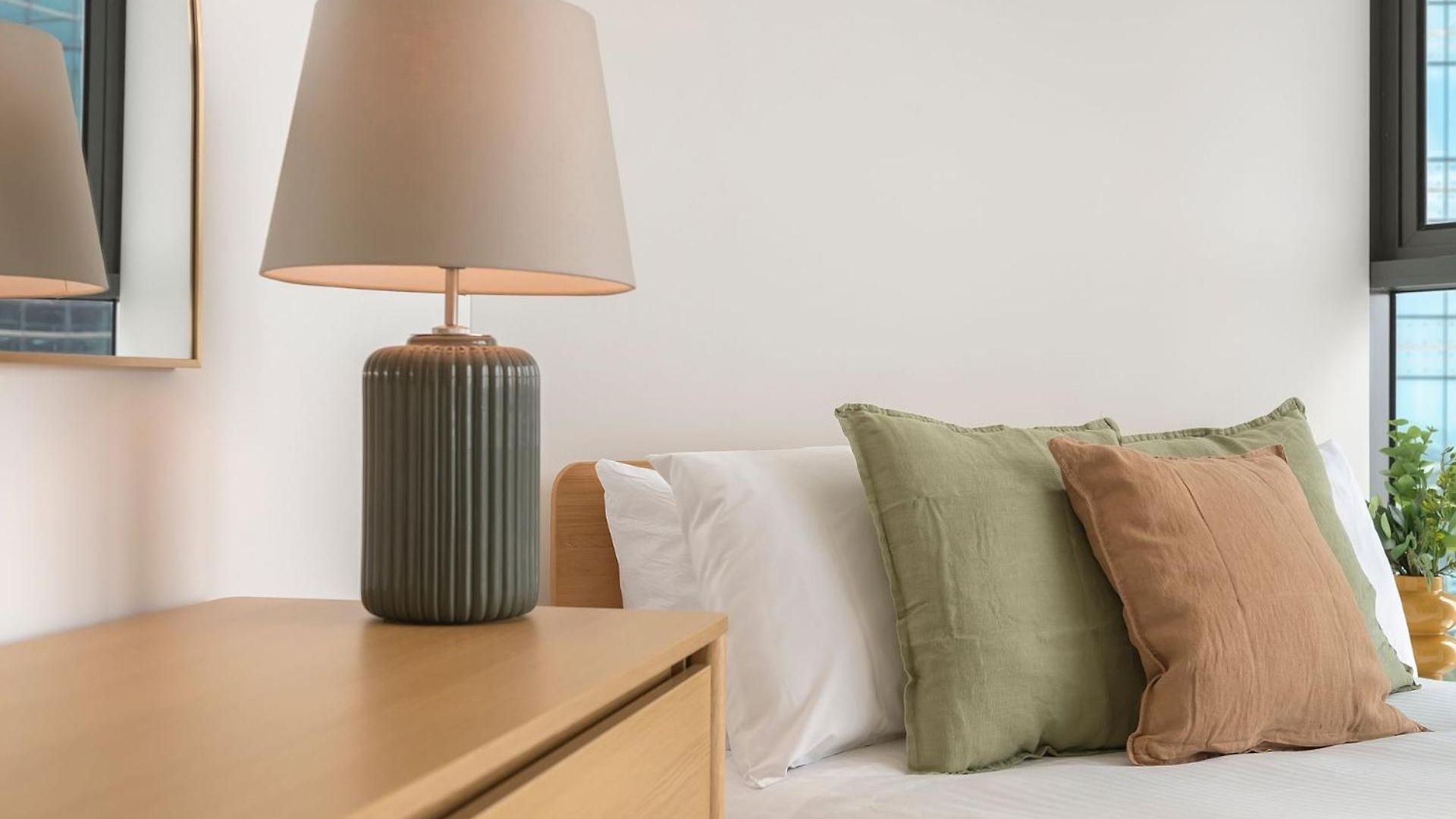 Glasshouse On Felix - Luxury With River Views, Pool And Parking | Winter Escape | Longer & Save | 1 June - 31 August Apartment