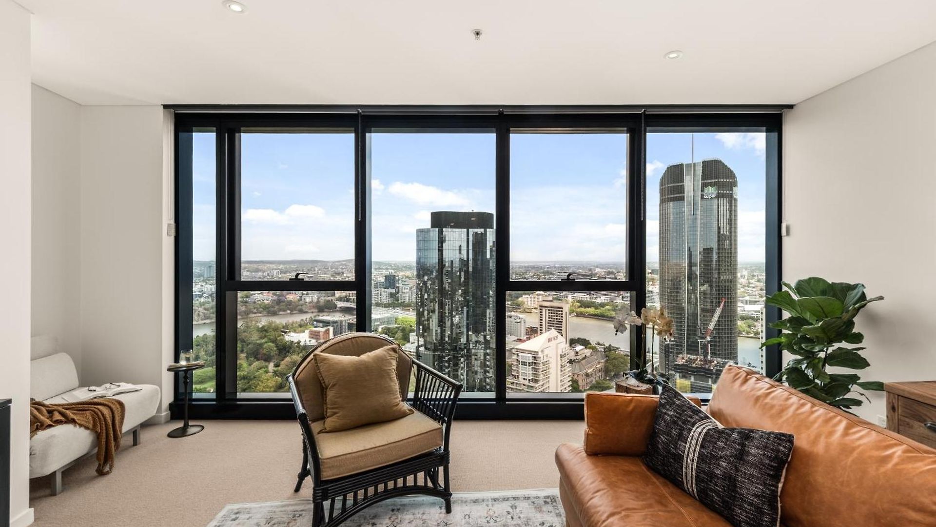 Luxe Living In The Sky * Brisbane