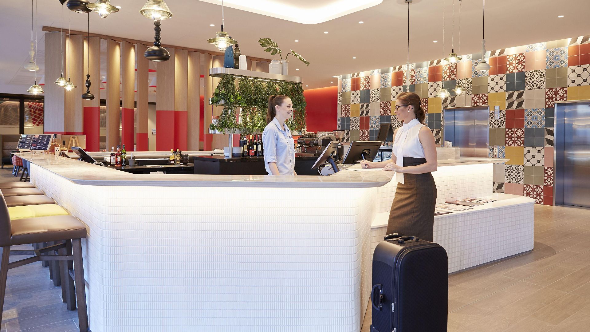 Holiday Inn Express Brisbane Central By Ihg Hotel 4*