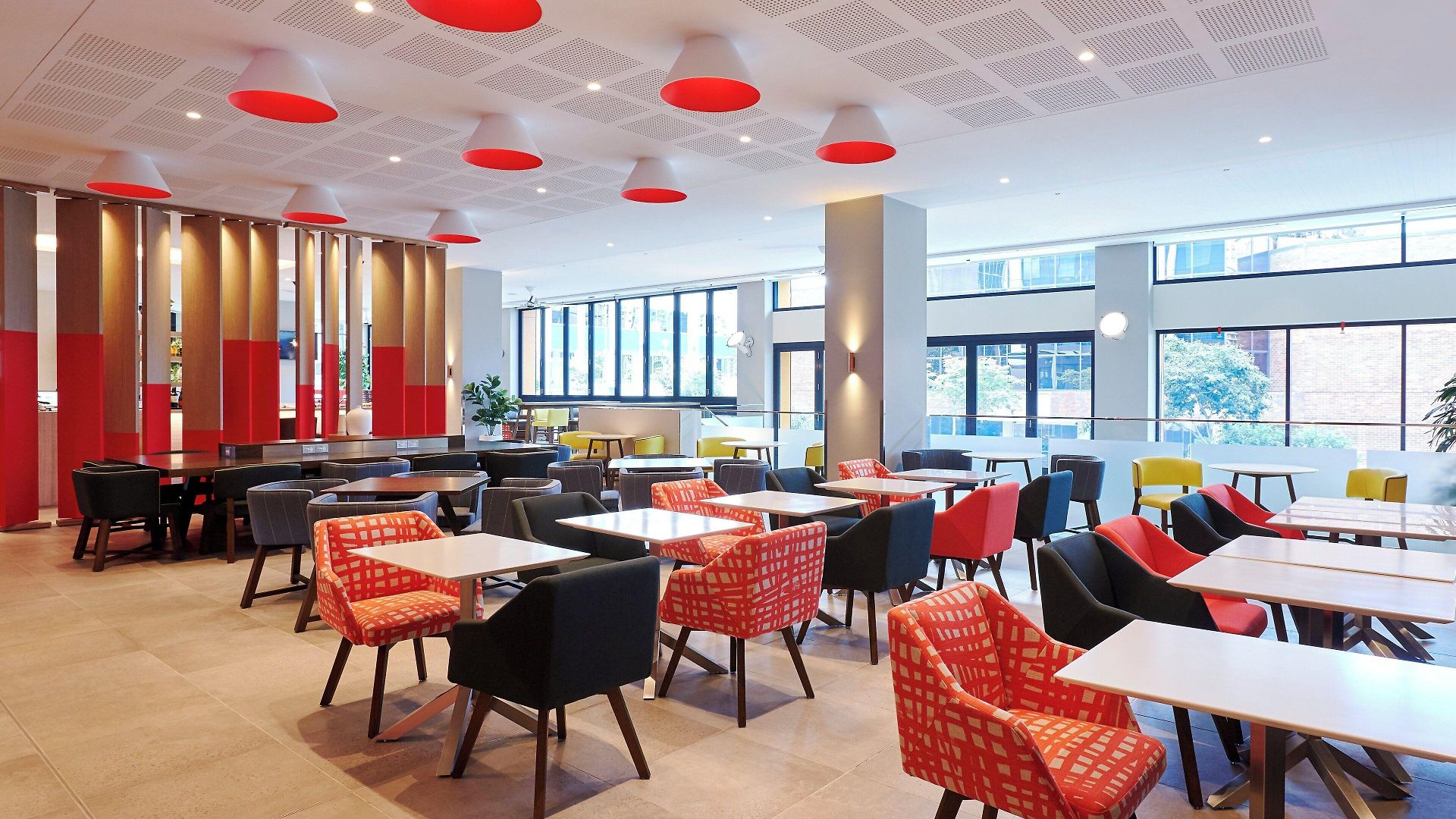Hotel Holiday Inn Express Brisbane Central By Ihg 4*