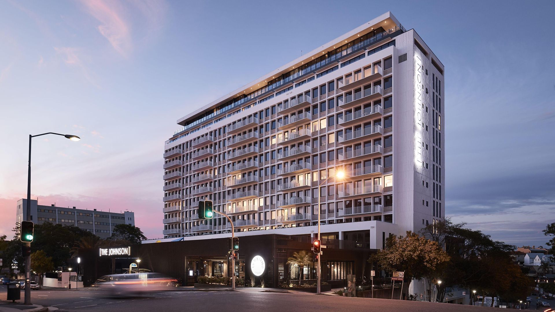 The Johnson - Art Series Hotel