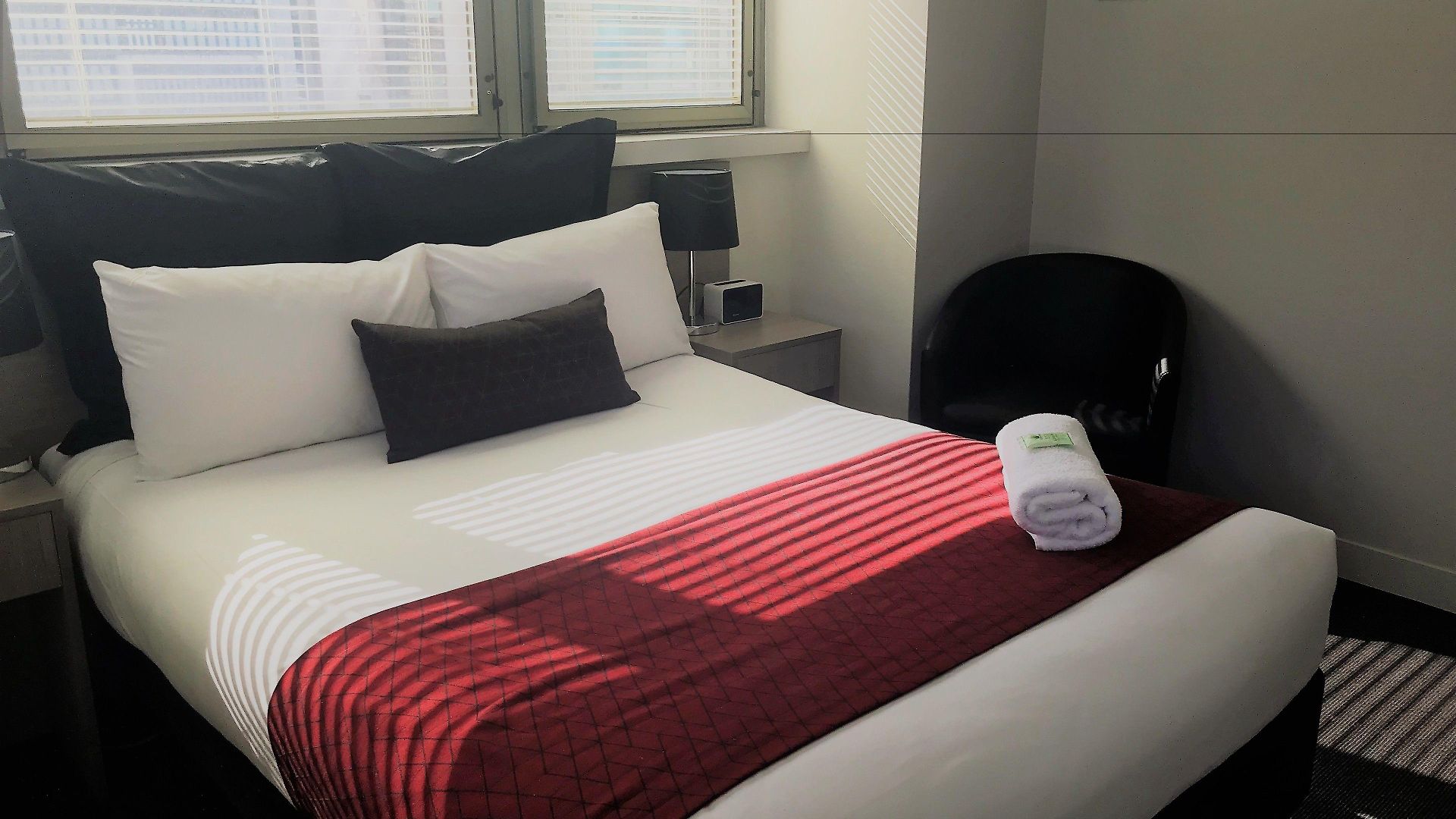 George Brisbane, Independent Collection By Evt Hotel 4*