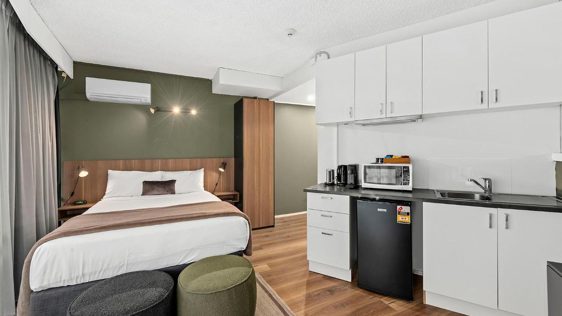 Tower Mill Hotel 4*