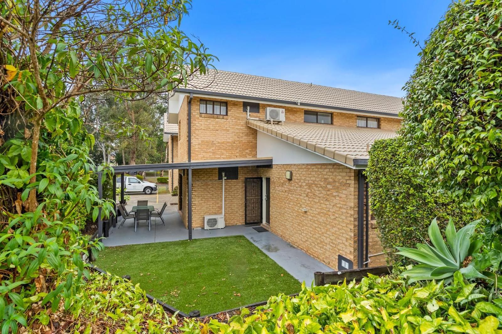 Hotel Quality Robertson Gardens 4*