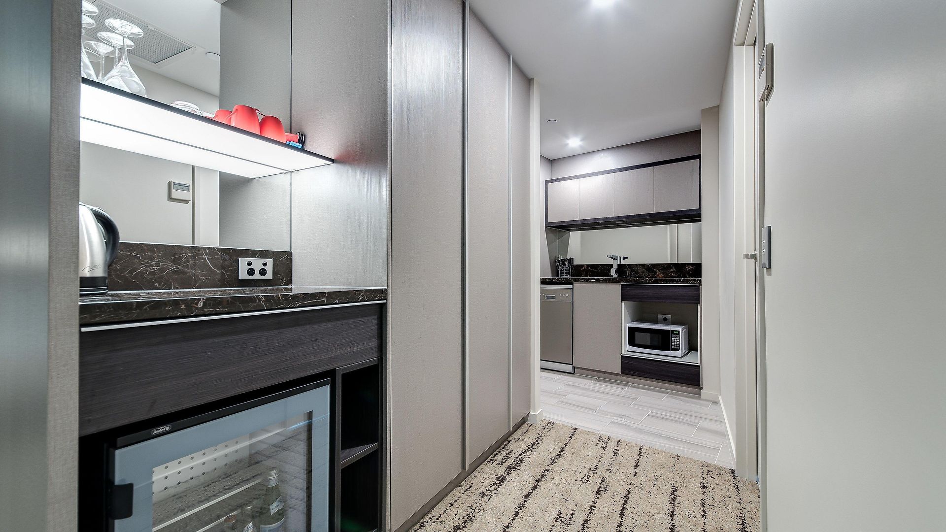 Courtyard By Marriott South Bank Hotel 4*