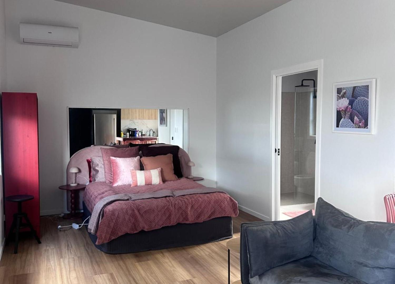 Aurora & Court Yard Private Pet Friendly Free Parking Brisbane