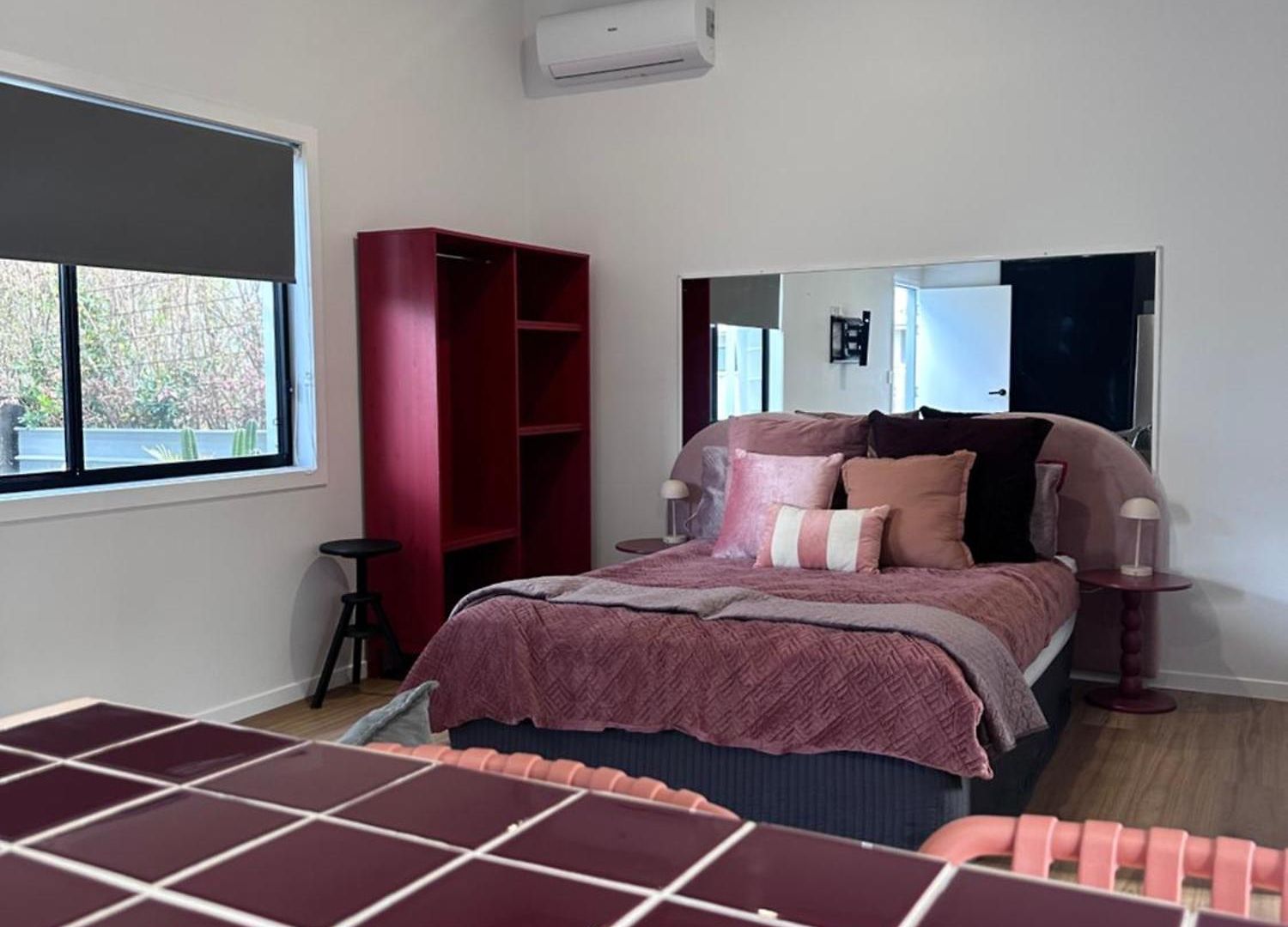 Aurora & Court Yard Private Pet Friendly Free Parking 4*
