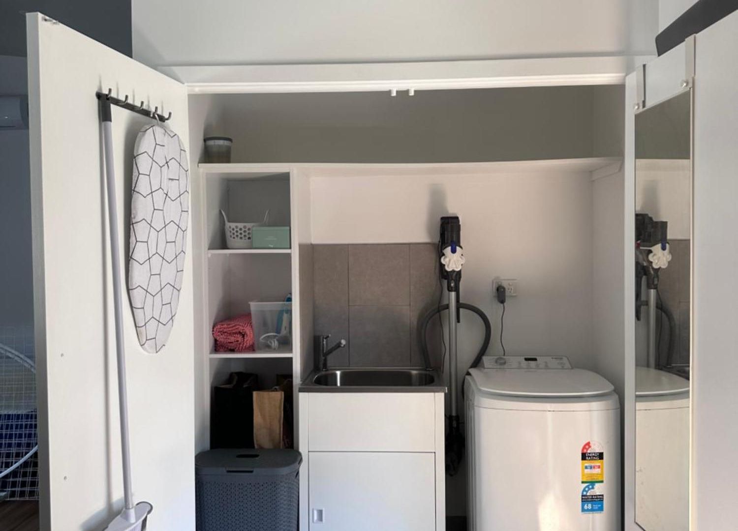 Aurora & Court Yard Private Pet Friendly Free Parking Brisbane