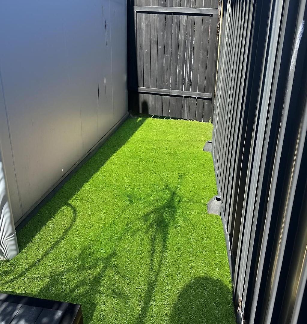 Guest house Aurora & Court Yard Private Pet Friendly Free Parking