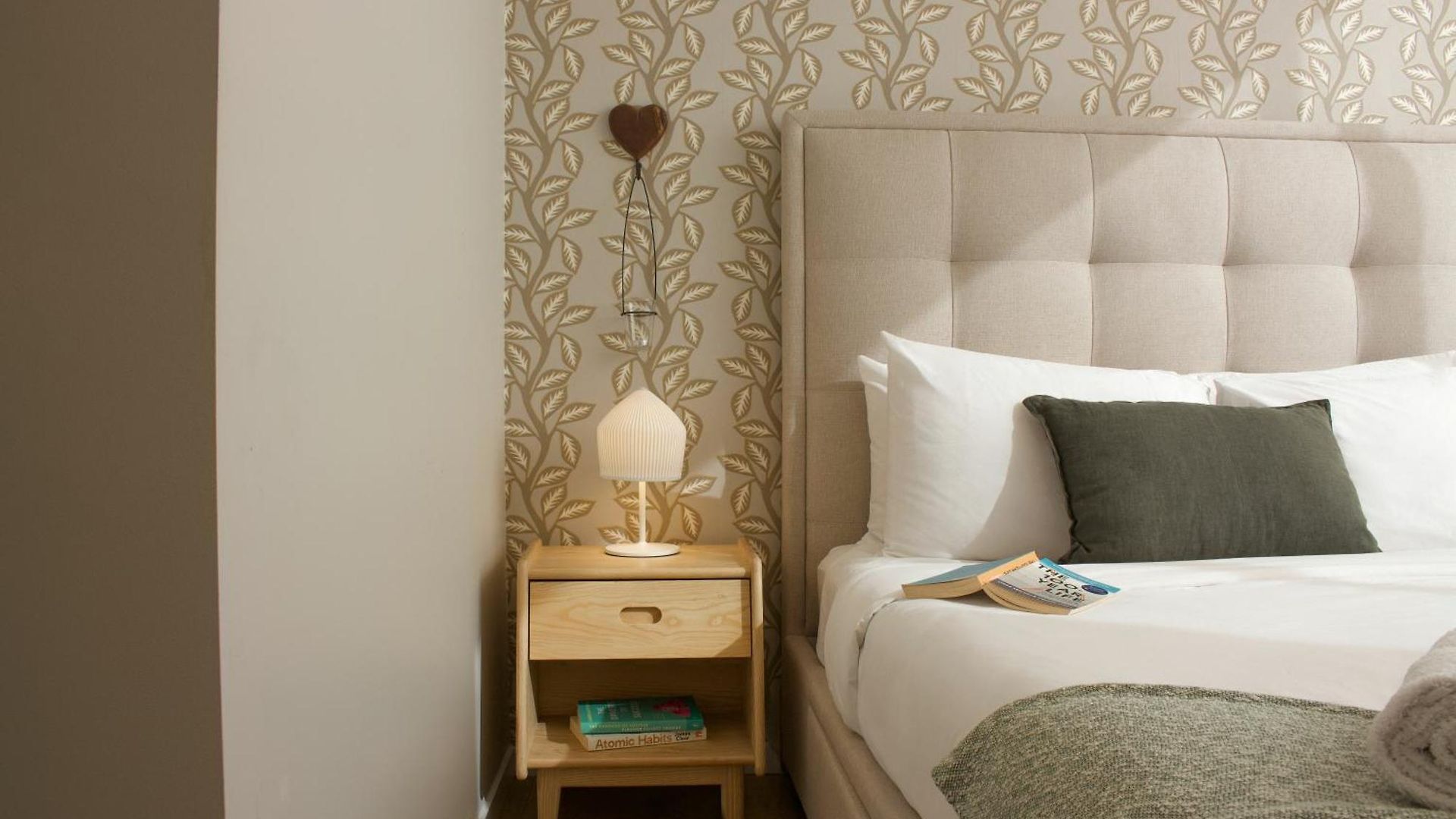 Stylish 2bdr Nundah With Golden Sunsets Apartment