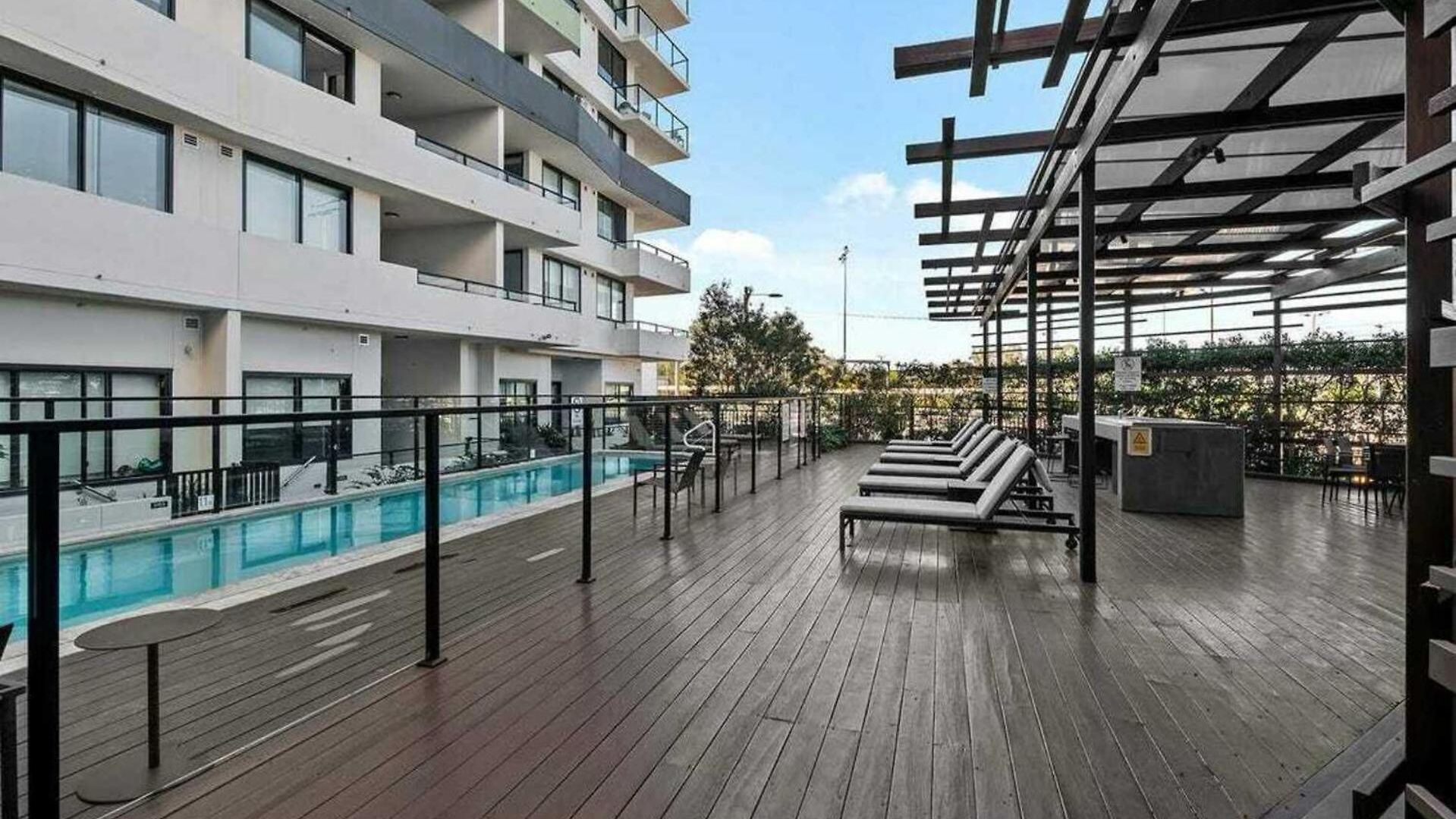Stylish 2bdr Nundah With Golden Sunsets *