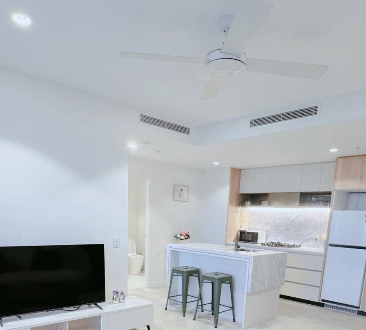 Iconic 1br River Views Sky Deck & Casino Living Brisbane