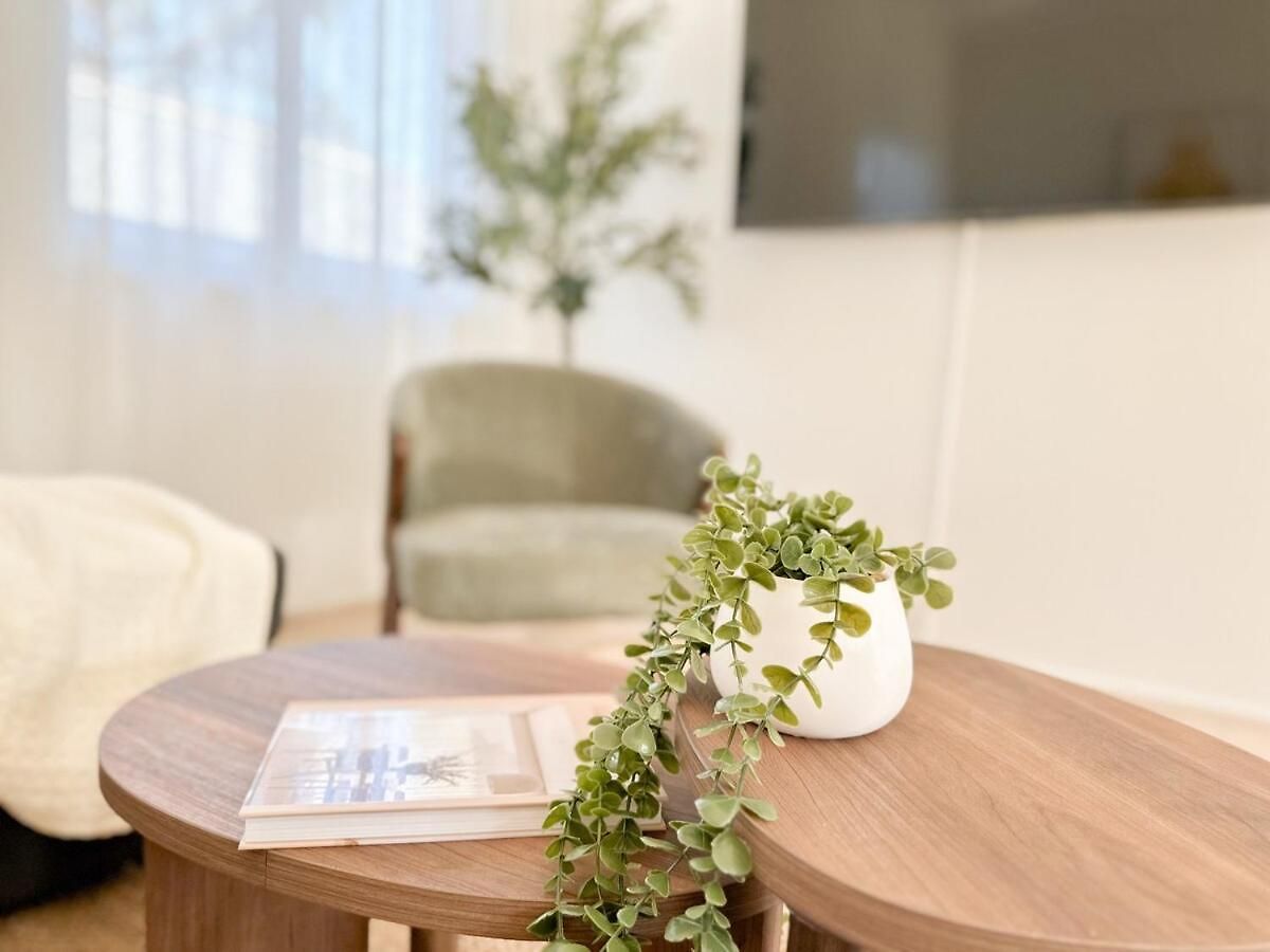 Penthouse Spot - Sleep 8 - Free Parking - 4km Cbd Apartment Brisbane