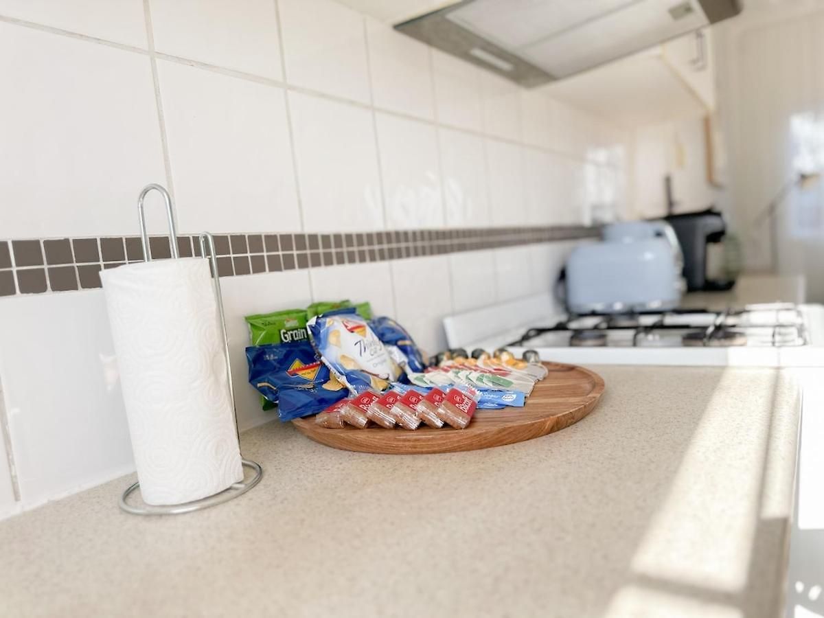 Apartment Penthouse Spot - Sleep 8 - Free Parking - 4km Cbd Brisbane