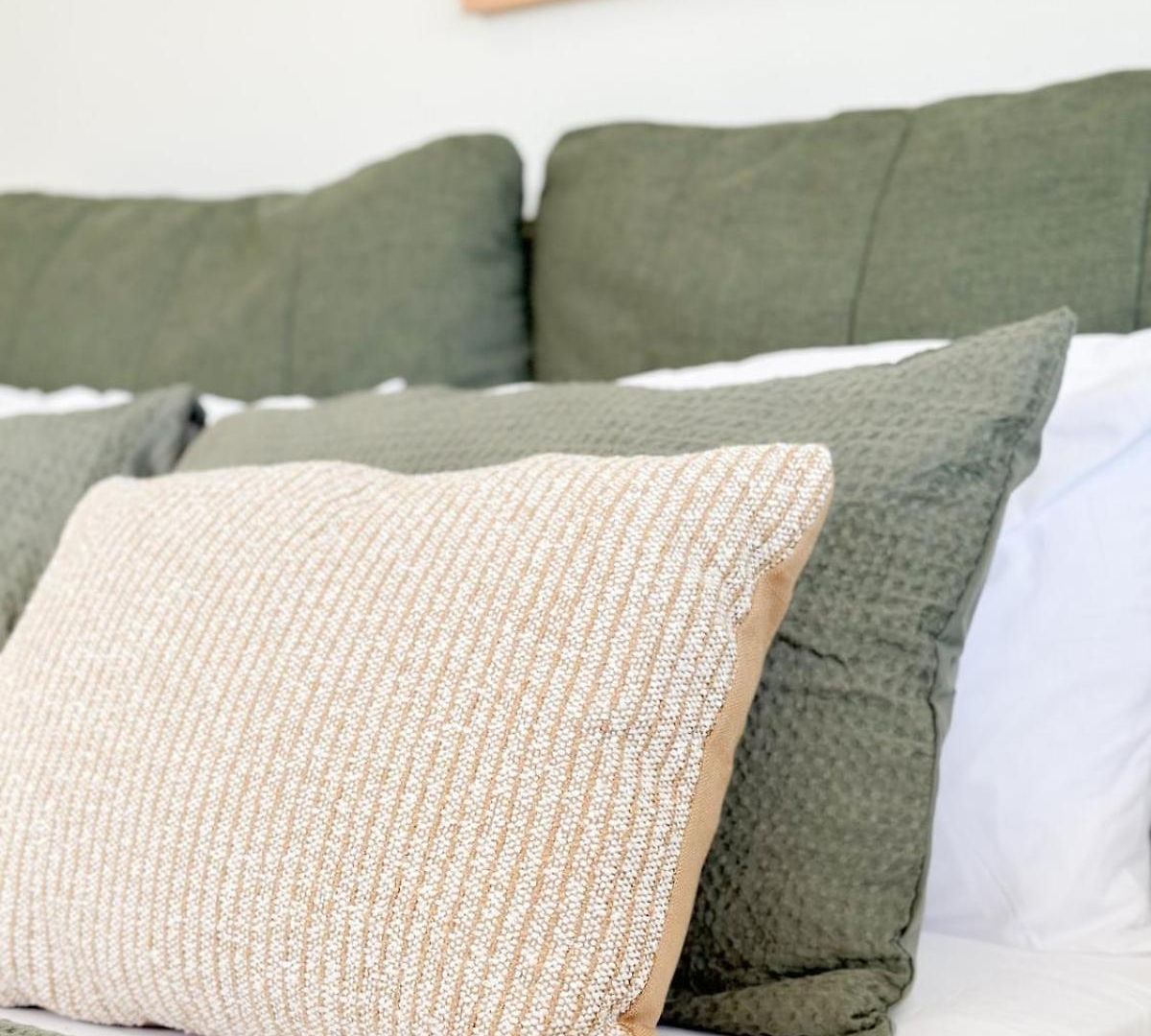 Penthouse Spot - Sleep 8 - Free Parking - 4km Cbd Apartment Brisbane