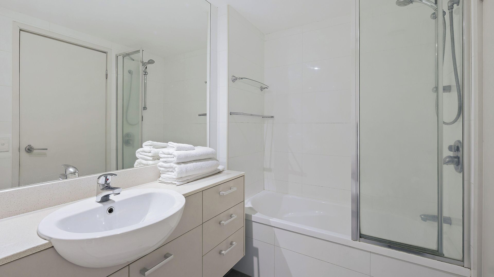 Aparthotel Trilogy Residences