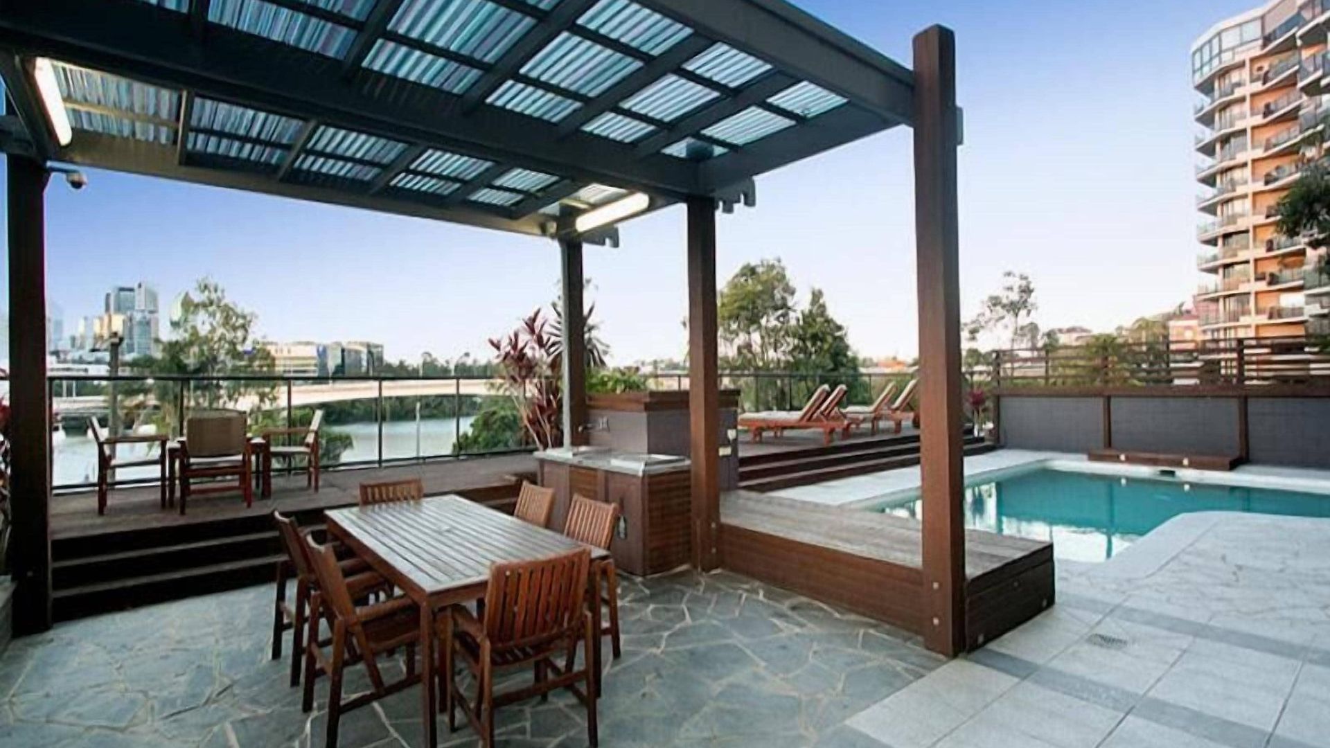 River Plaza Aparthotel Brisbane