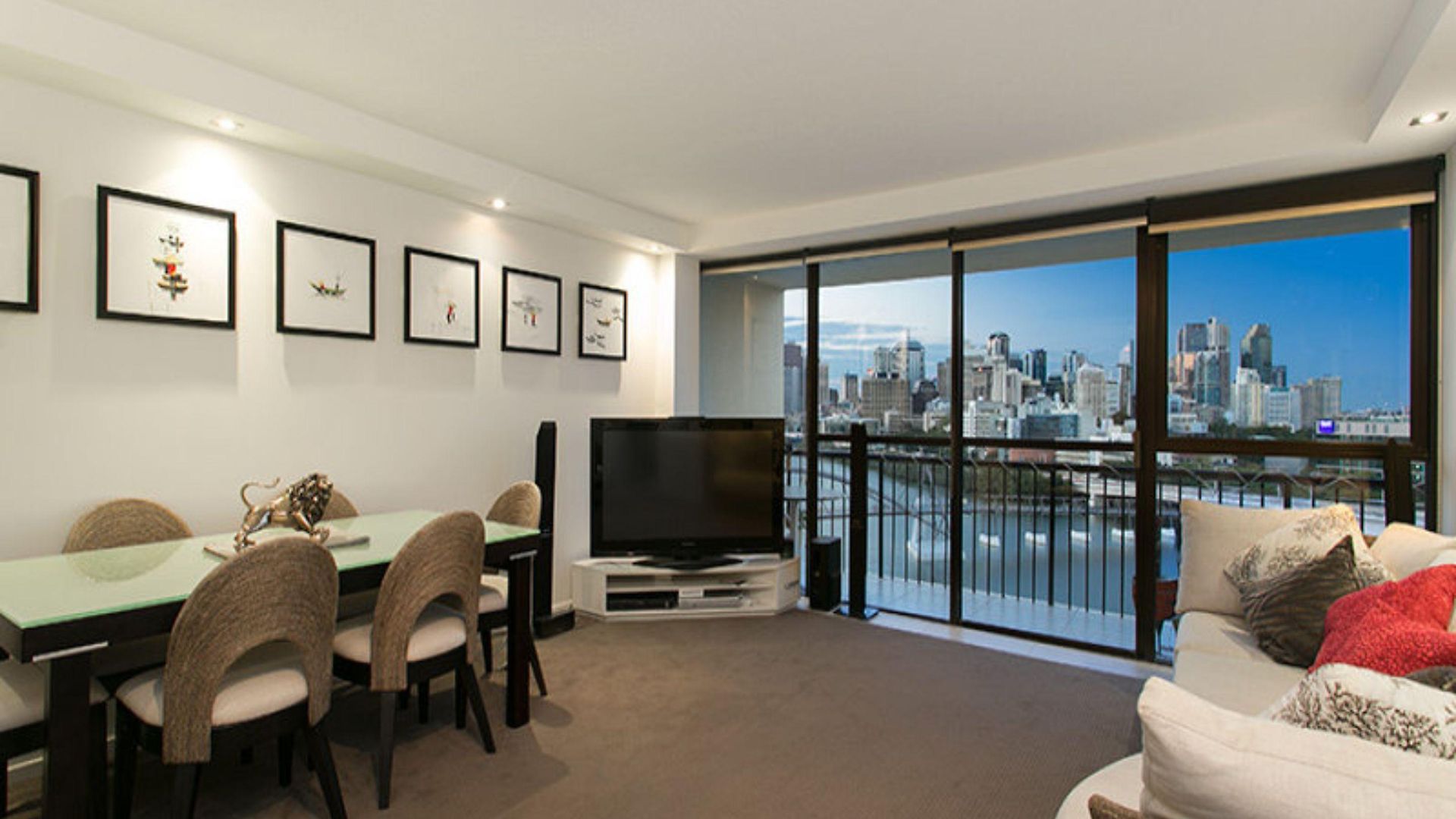 River Plaza 4* Brisbane