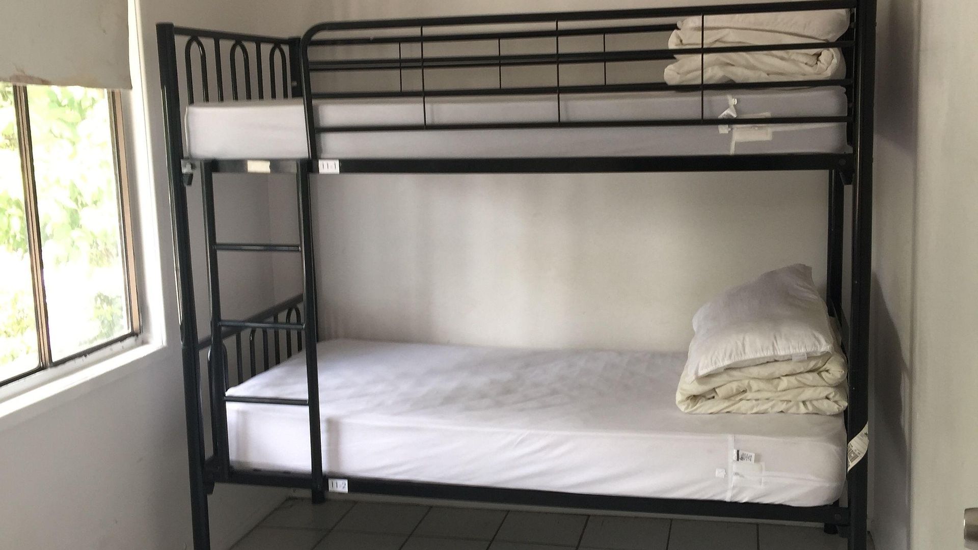 Gonow Family Backpackers Hostel *