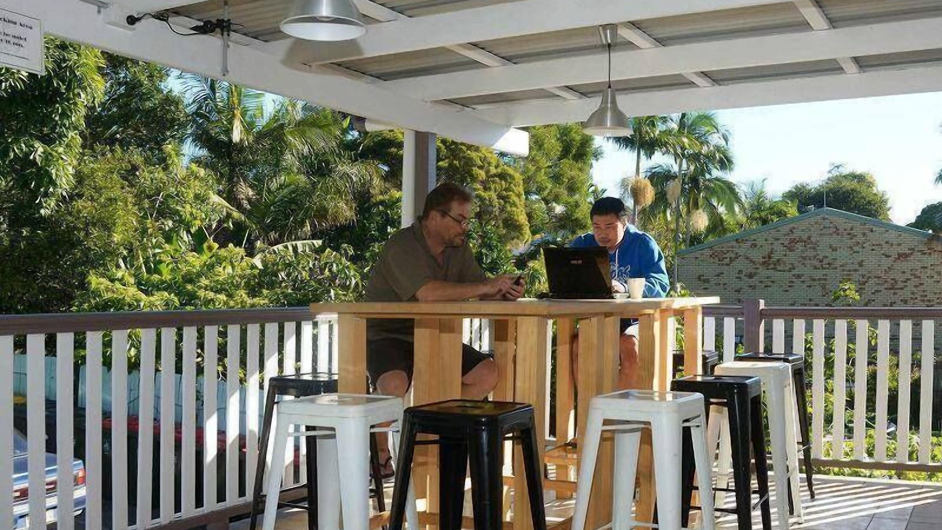 Gonow Family Backpackers Brisbane