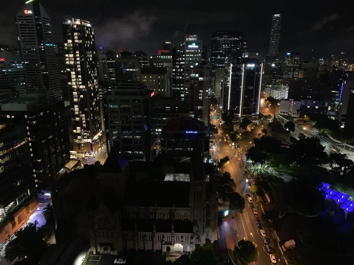 Lvl 23 Spire Infinity Pool Netflix Wifi Carpark By Stylish Apartment *