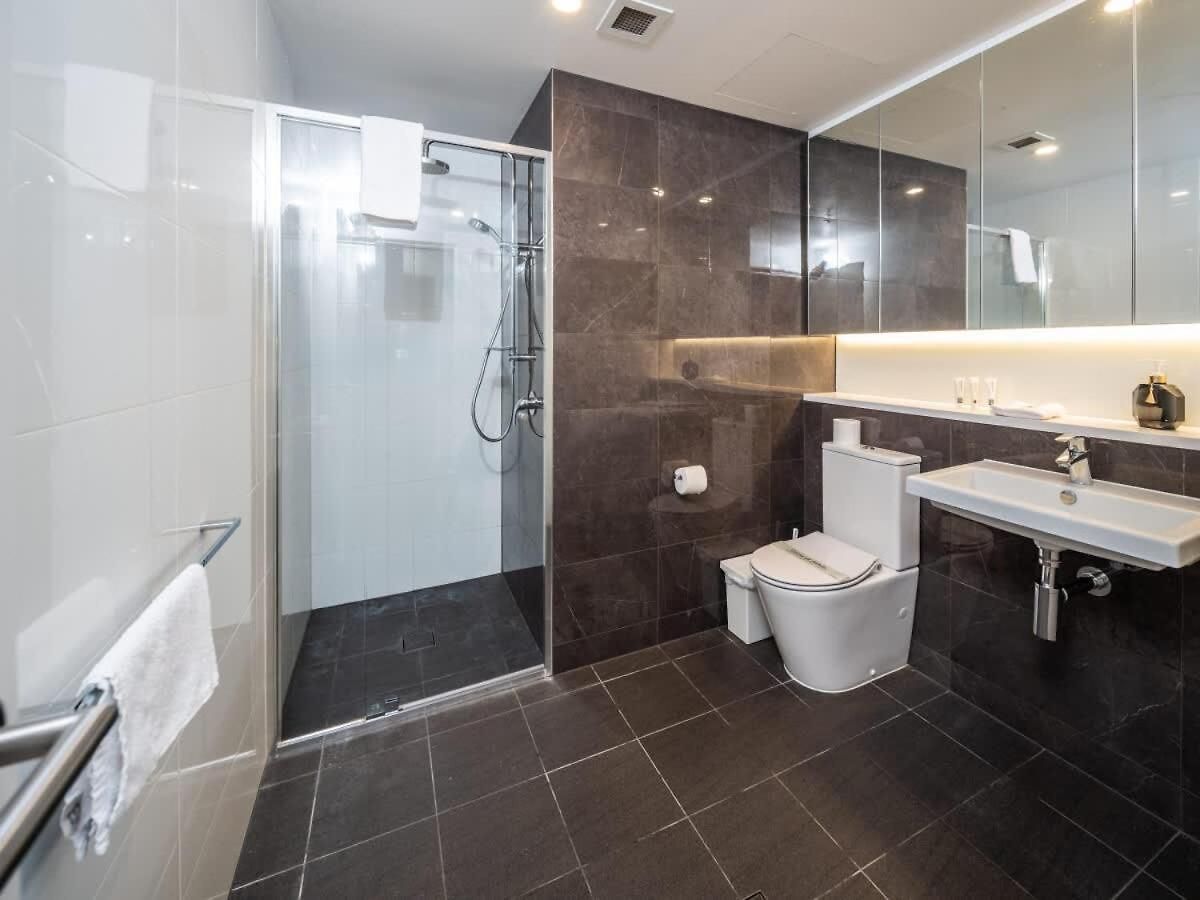 Apartment Lvl 24 In The Heart Of Cbd By Stylish