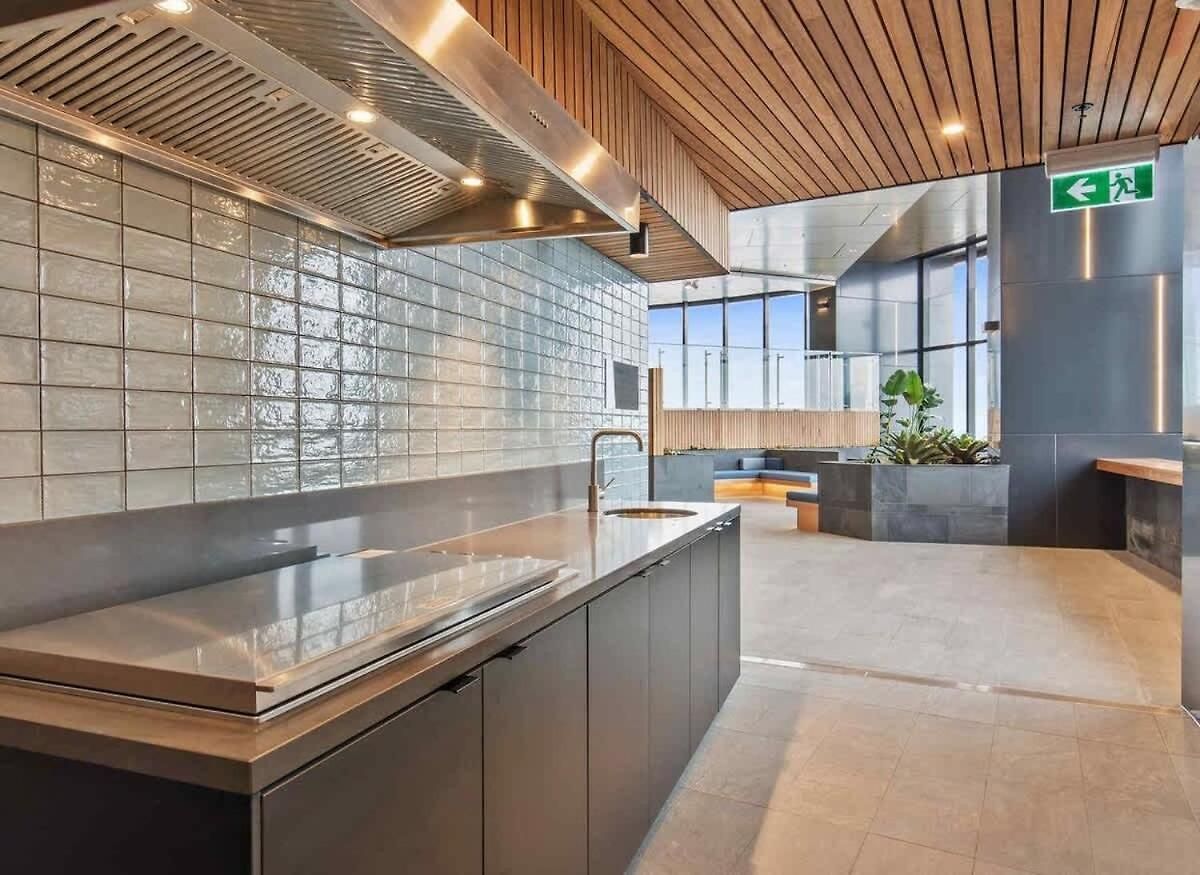 Apartment Lvl 24 In The Heart Of Cbd By Stylish *