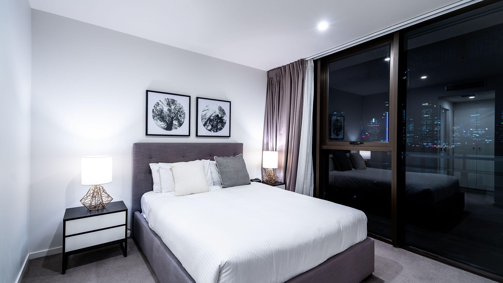 Opera South 5*