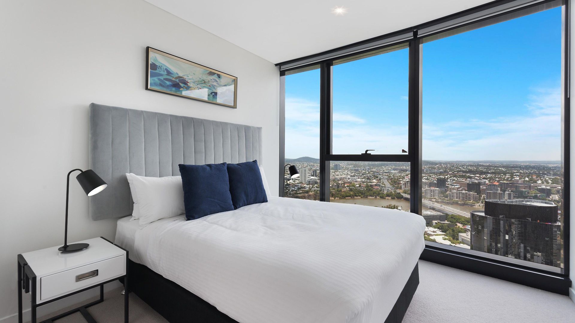 Cllix Skytower Aparthotel 5*